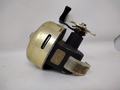 VINTAGE ABU-MATIC 140 GARCIA SPINCAST FISHING REEL MADE IN SWEDEN