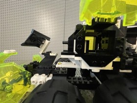 LEGO 6933 Blacktron 2 Spectral Starguider 100% Complete nice Condition
