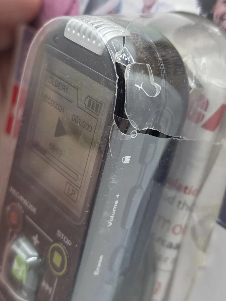 RCA Voice Recorder Model No. VR6320 Black Brand New Packaging Wear - Image 4 of 4