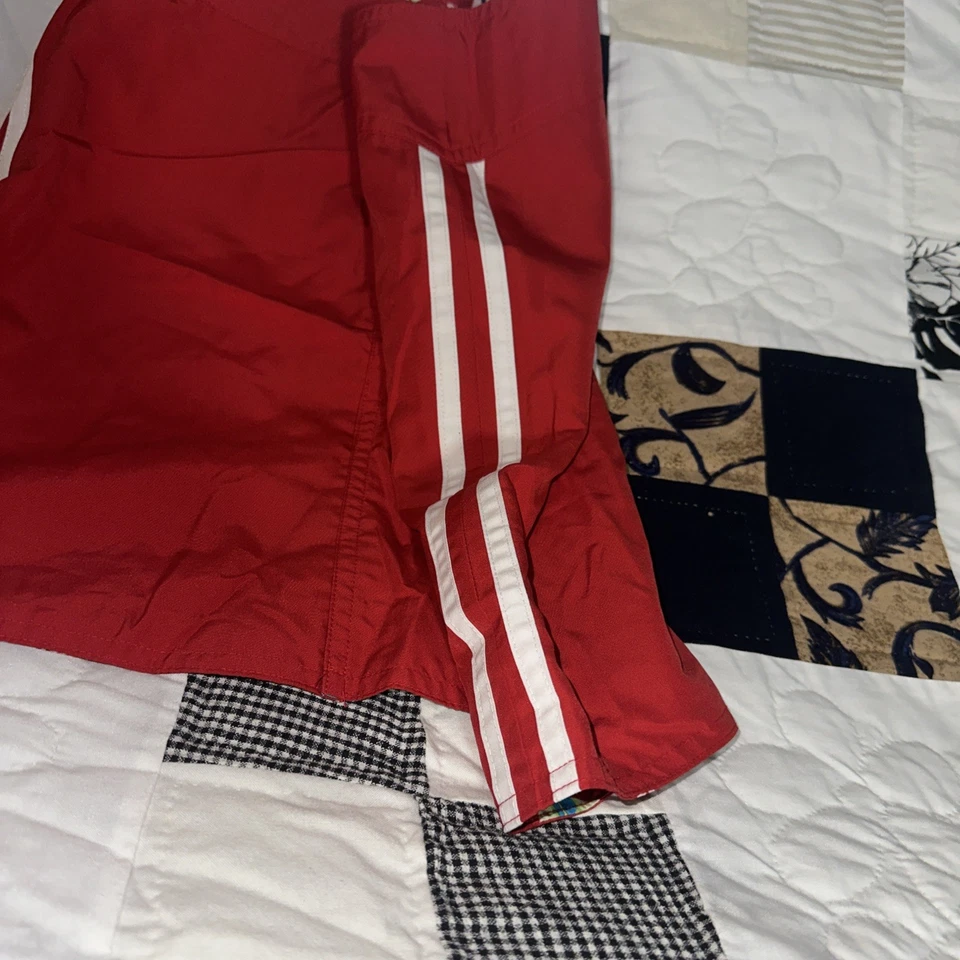 EXCELENTE FALDA CUBIERTA NIÑA VIEJA AZUL MARINO REVERSIBLE ROJA CON TABLAS DE SURF TALLA 14 Foto 4 de 4