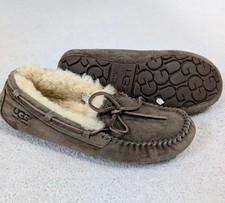UGG Australia Women  s Dakota Espresso Moccasin Slippers Size 7