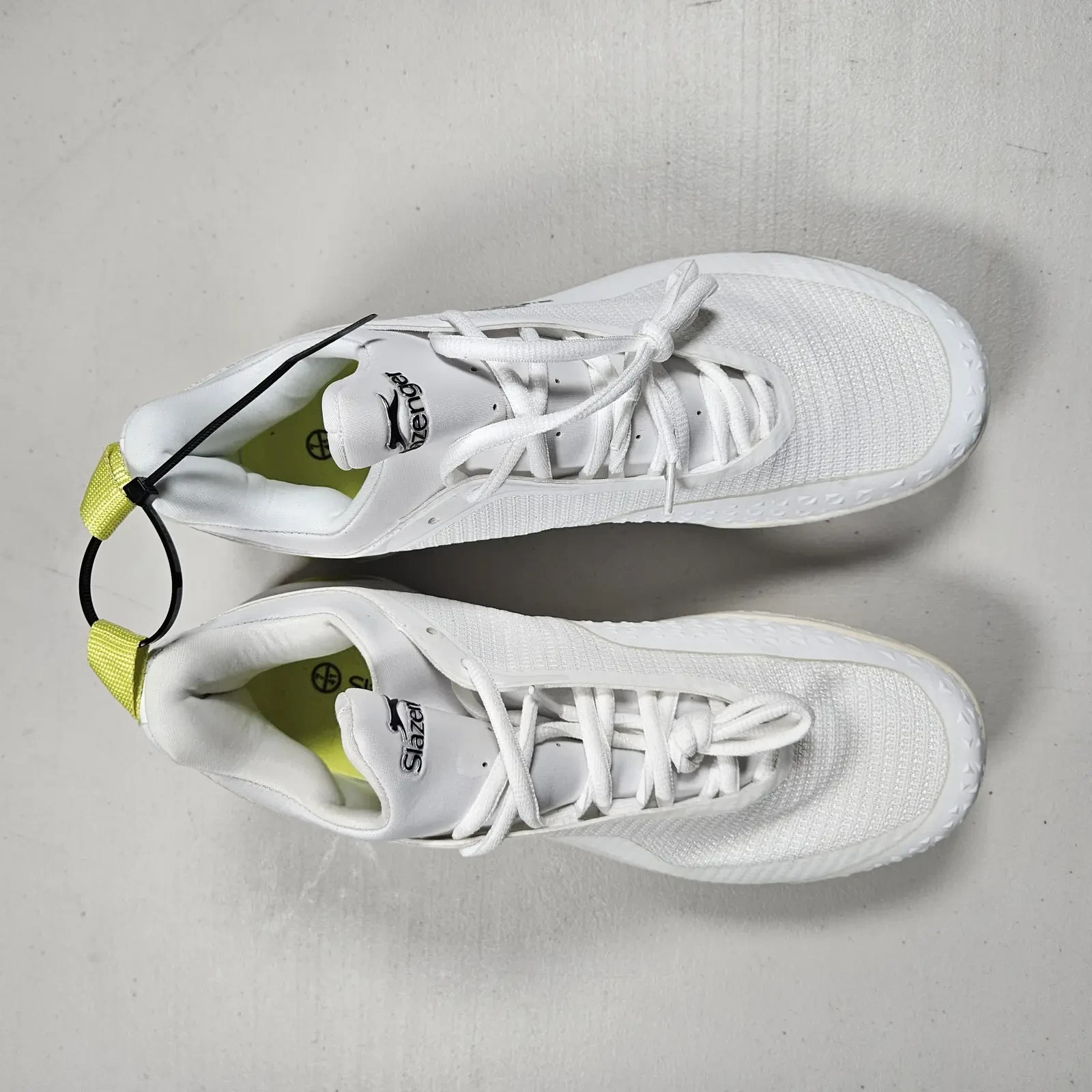 Slazenger SZR Pro 10 Tennis Shoes Mens UK 7 EU 41 White Fluo Court Trainers image 2