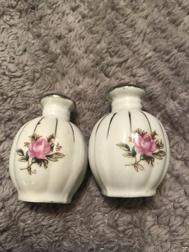 Vintage salt & pepper shakers japan, Flower Print! - Picture 4 of 5