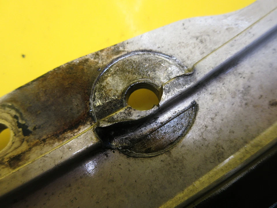 OEM 2004 YAMAHA RX1 RX 1 LE IZQUIERDA DERECHA DESLIZAMIENTO MARCO SUSPENSIÓN JUEGO   Foto 3 de 4