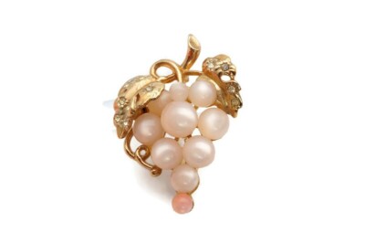 Vintage Grape Cluster Brooch Gold Tone Pink Moonglow Rhinestone