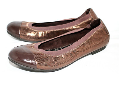 VIONIC Allora Cap Toe Ballet Flat Women Size 9.5M Metallic Bronze Snake Emboosed