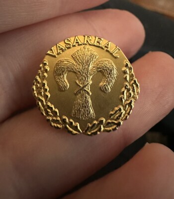 Gorgeous Vasa Real Sweden Crest Lapel Pin Wheat Fleur-de-Lis Gold Tone