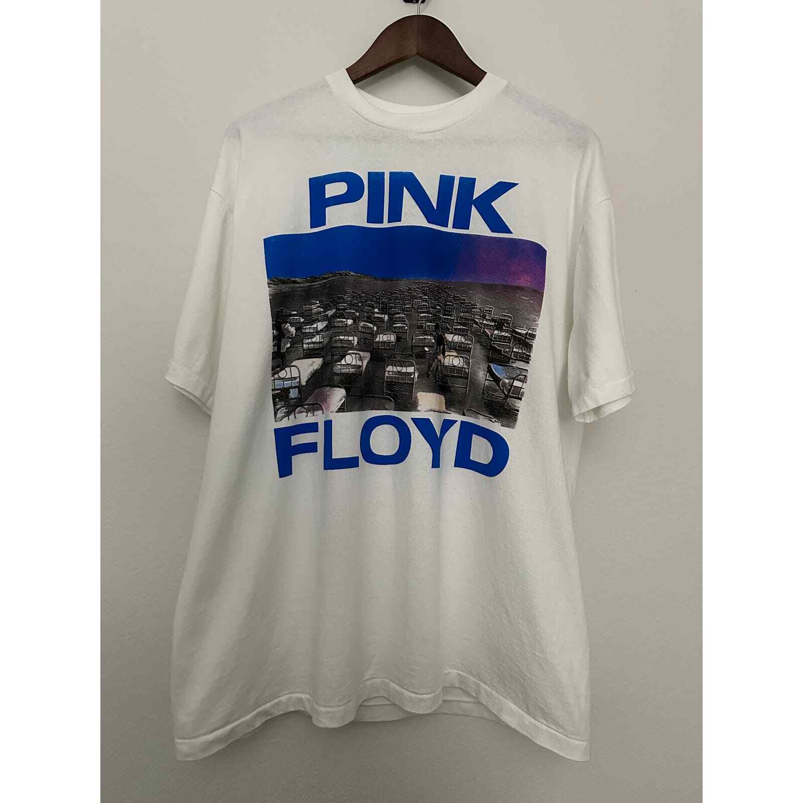 Pink Floyd "World Tour 88" Vintage Reprint Single Stitch T-shirt Sof Tee Tag