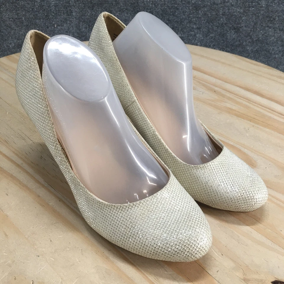 Call It Spring Heels Womens 6.5 Pump White Slip On Almond Toe Stiletto Heels - Image 3 of 4