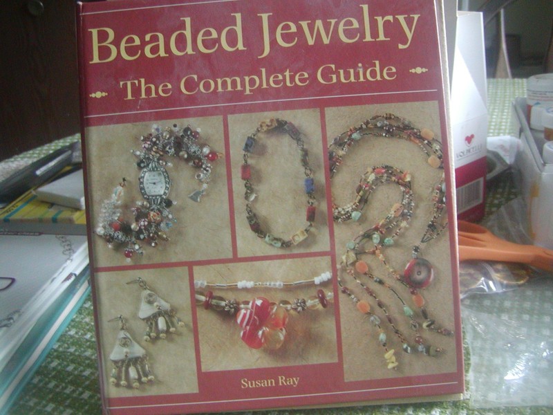 BEADING BOOK BY Susan Ray