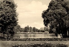 Ak Berlin Weißensee, Blick über den See zur Badeanstalt - 4864930