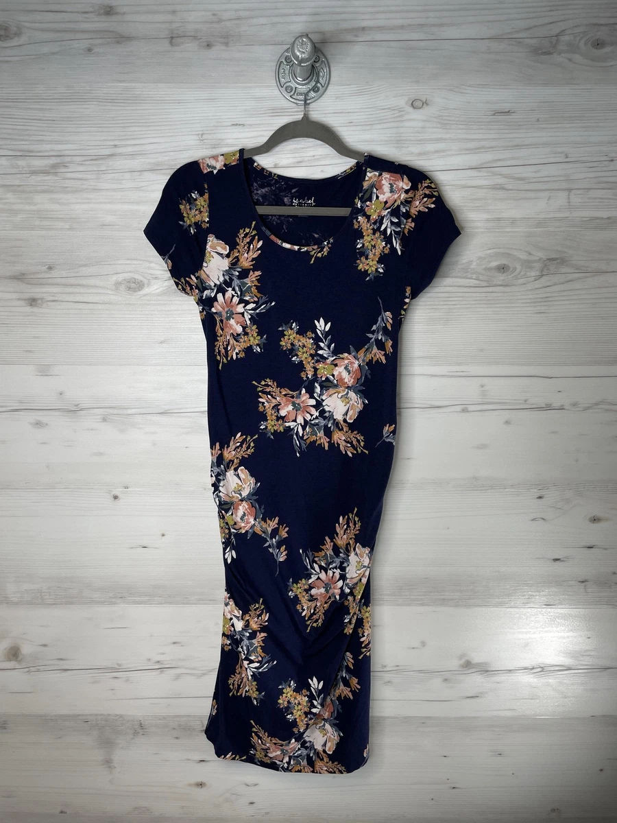 hide belly in bodycon dress Floral Fitted Maternity Knee Length Dress Blue/Red – Fashionably Pregnant main image 1