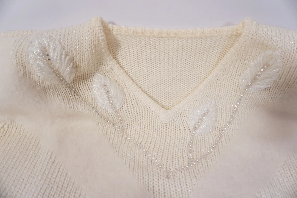 True Vintage Damen Pullover Stickpullover Blattdekor creme ca. Größe 38  - Bild 2 von 4