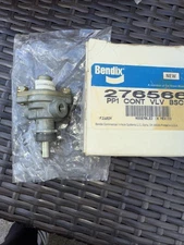 New Bendix 276566 Push/Pull Control Valve . Free Shipping.