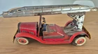 VINTAGE METTOY TINPLATE FIRE ENGINE  WITH FIREMEN & LADDDER CIRCA 1940'S ENGLAND