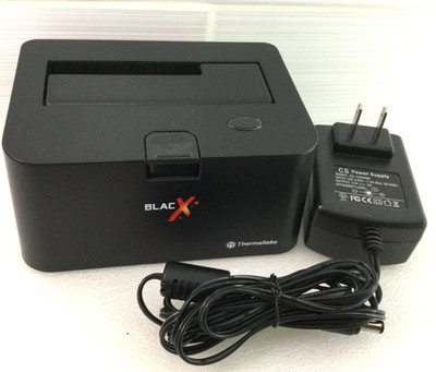 THERMALTAKE N0028USU 2.5'' 3.5'' SATA HDD USB DOCKING STATION