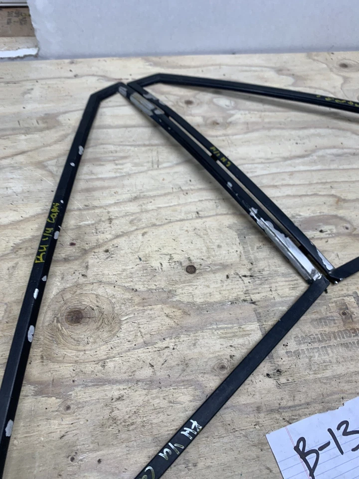 Capri Mustang 1979-1986 hatchback cuarto 1/4 ventana de vidrio moldura moldura Mercury Foto 4 de 4