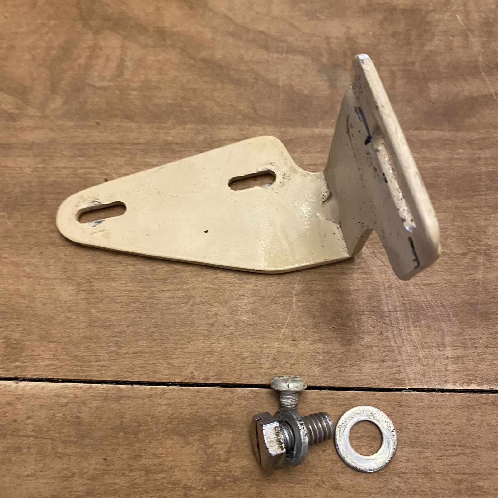 Universal Deluxe Sewing Machine SAMB Replacement OEM Part Motor Mount