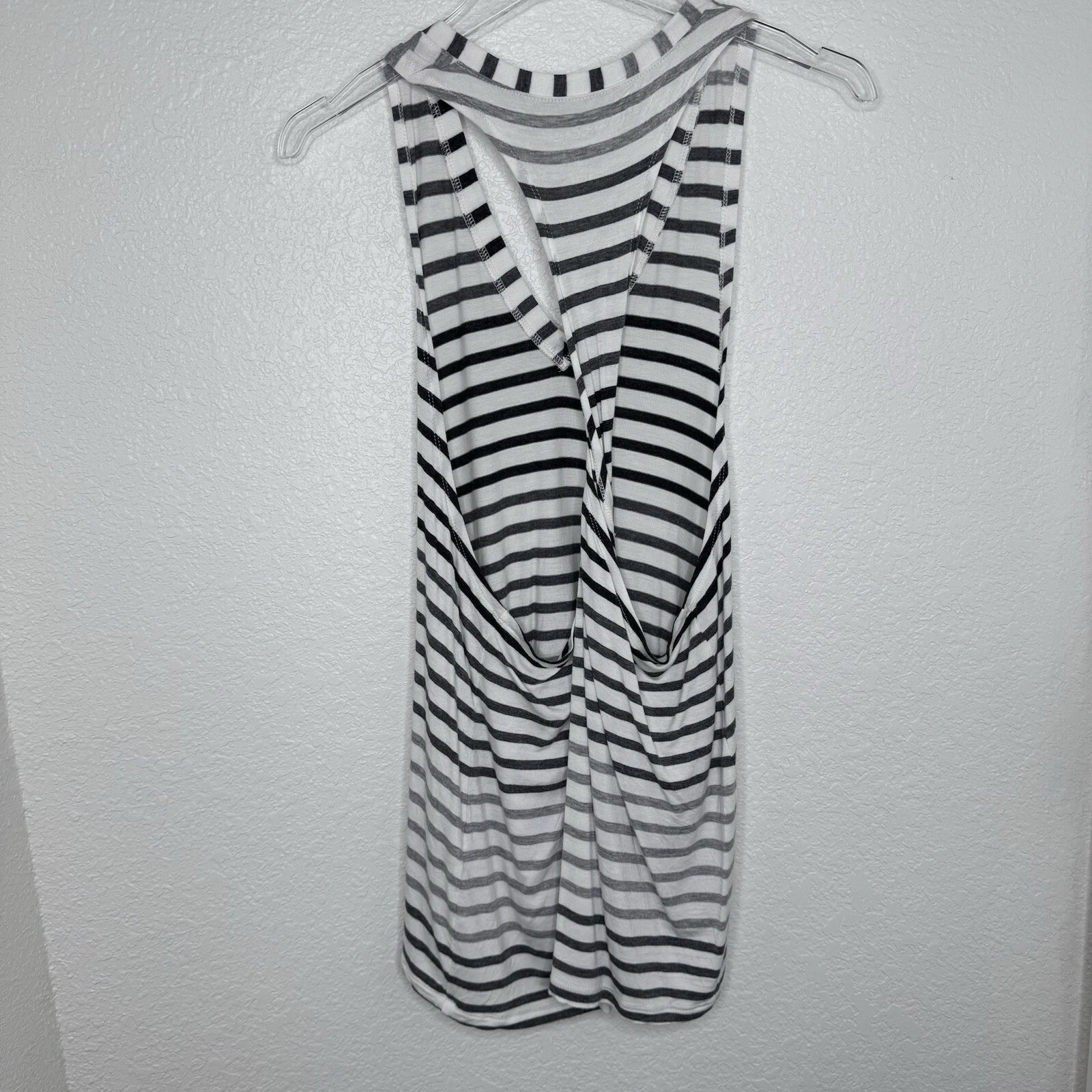 beyond-yoga twisted open back flowy workout tank-top