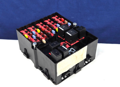 2010 - 2013 Ford Transit Cabin Fuse Relay Box BCM 2S6T-14A073-AC
