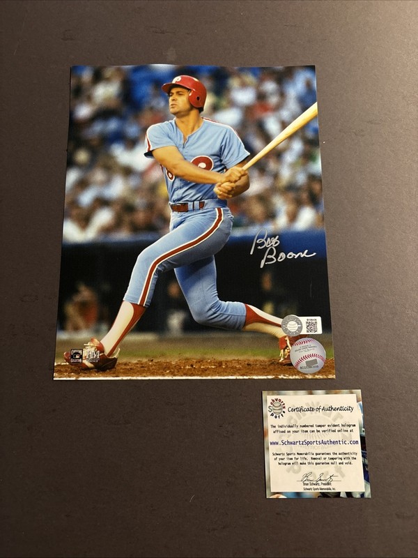 Bob Boone Autographed Signed 8x10 Photo - Phillies- Schwartz Sports