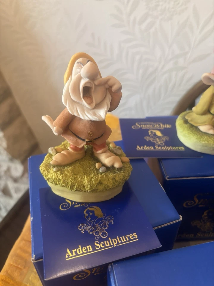 Rare Arden Sculptures Disney Classic Snow White & Seven Dwarfs Boxed X8 Figures - Image 4 of 4