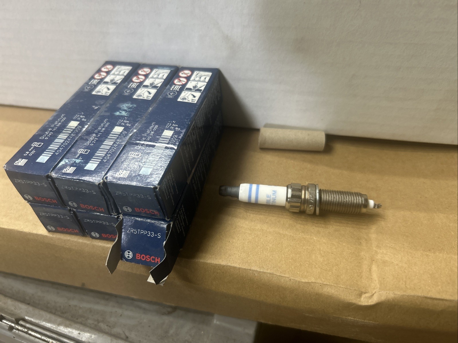 Set Of 6 New Bosch 0242145518 Spark Plugs ZR5TPP33-S Double Platinum For BMWs