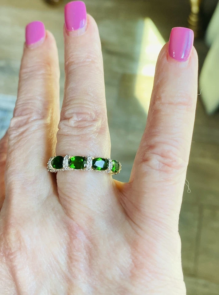 Anillo de eternidad de diopsido cromado y topacio blanco de Affinity talla 6 certificado GIA Foto 3 de 4