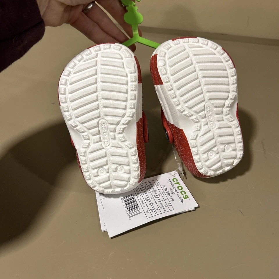 Crocs Niños - Navidad/Vacaciones - Talla 4 C4 Menta Brillo Clásico Forrado Foto 4 de 4