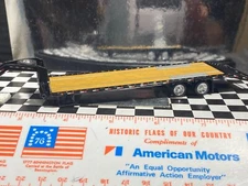 1/64 5TH WHEEL FLAT BED TRAILER BLACK M39