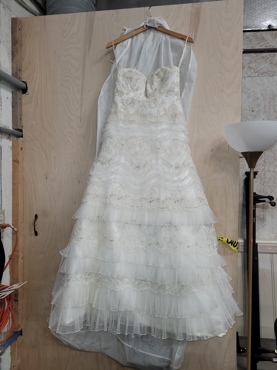 Custom Oleg Cassini CWG352 Ivory Champagne Wedding Dress Sz 4 Rustic Lace  Ruffle | eBay