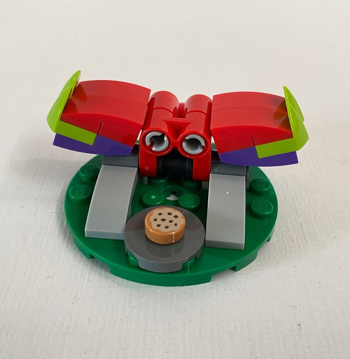 LEGO Elves Carnivorous Plant Rosalyn's Healing Hideout 41187