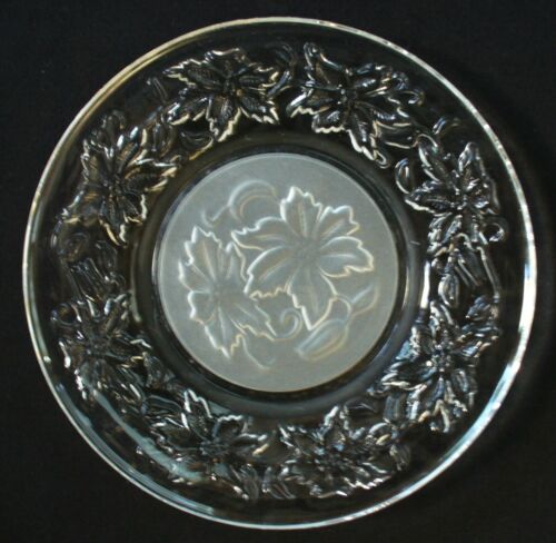 6~POINSETTIA~Princess House~FANTASIA~Clear~FROSTED~Glass~8"~CAKE~Salad~PLATES~EC - Picture 4 of 12