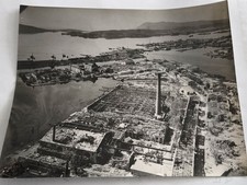 Photo américaine Arsenal Toulon après les bombardements Août 1944 