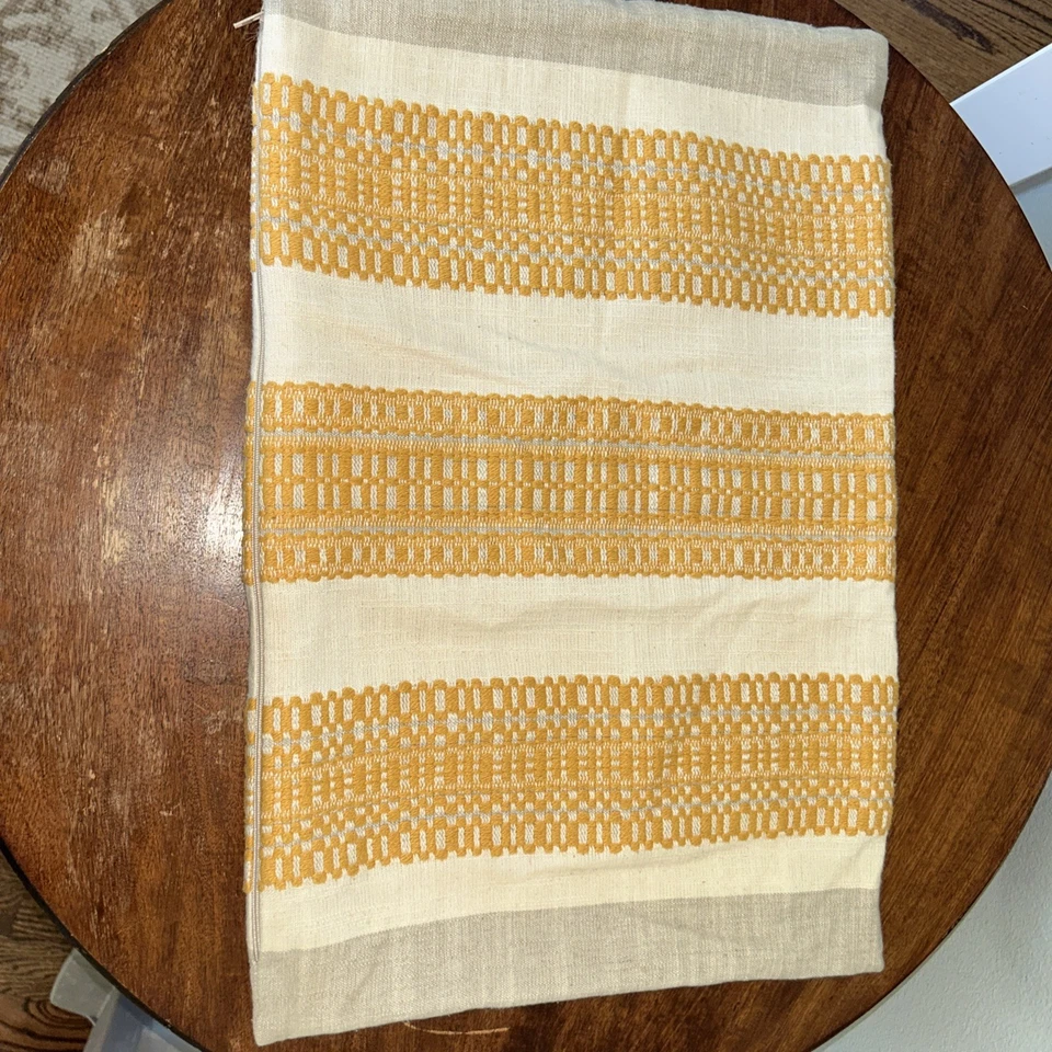 Create and barrel Bryce pillow cover 22 x 15 - Image 2 of 3