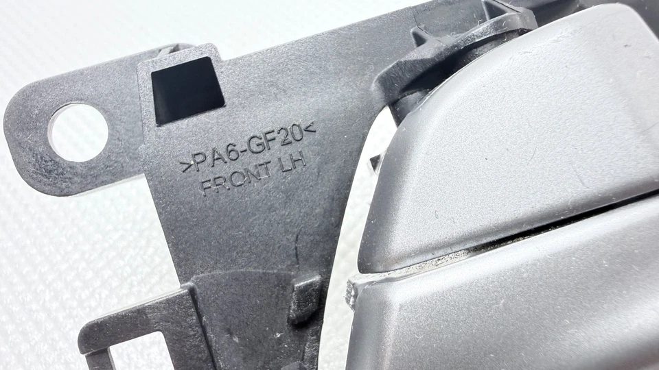 HYUNDAI TUCSON 2016 2017-2021 DELANTERO IZQUIERDO INTERIOR MANIJA DE PUERTA INTERIOR OEM Foto 2 de 4