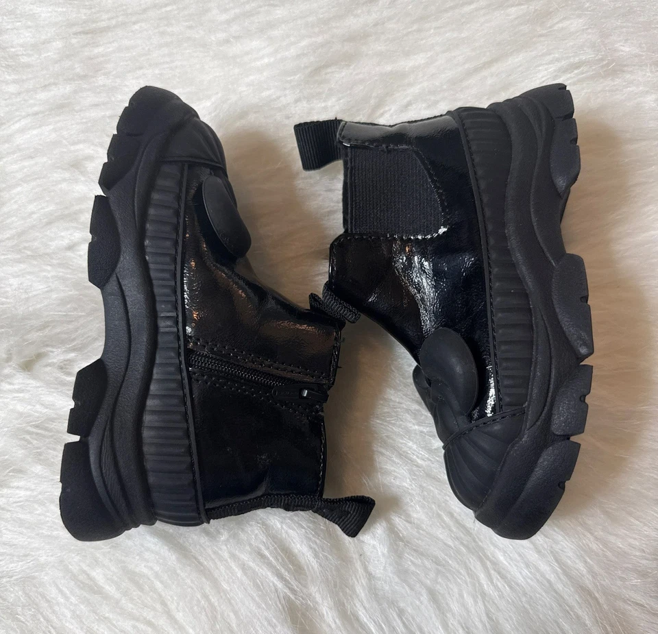 Botas Chelsea Zara x Disney Bebé Niño Niñas 6 Minnie Mouse Negro Charol Foto 2 de 4
