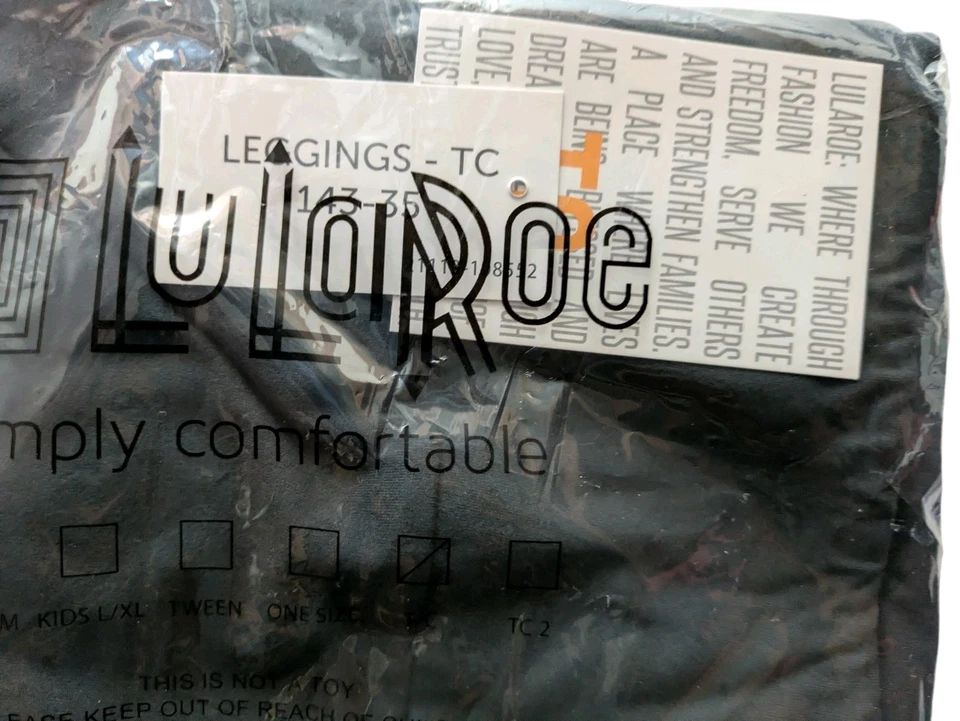 Leggings Lularoe TC altos curvilíneos negros lisos nuevos con etiquetas se adapta a la mayoría de las mujeres que usan 12-22 Foto 3 de 3