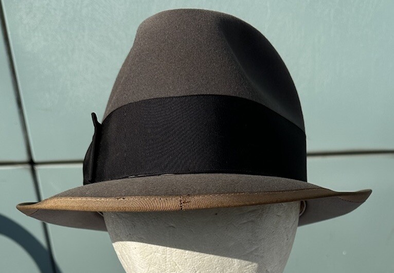 Vintage Fedora 1950's Mallory Broadmoor 7 1/4 Long Oval | eBay Vintage Fedora 1950's Mallory Broadmoor 7 1/4 Long Oval | eBay
