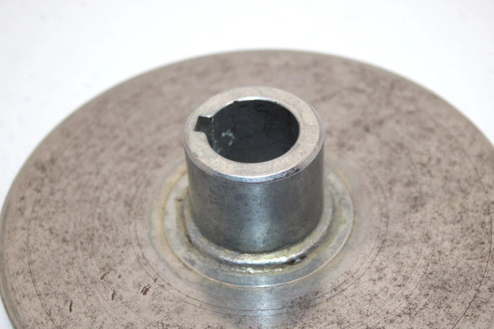 Disco de freno Yamaha Ovation Le OEM 92 (derecha) 85L-25831-00-00 SYS Foto 2 de 4