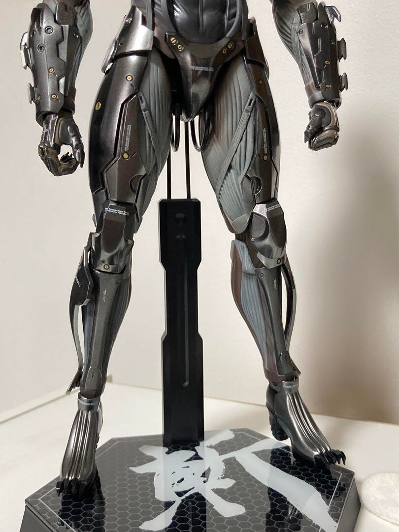 Video Game Masterpiece 1/6 Scale Metal Gear Rising Revengeance