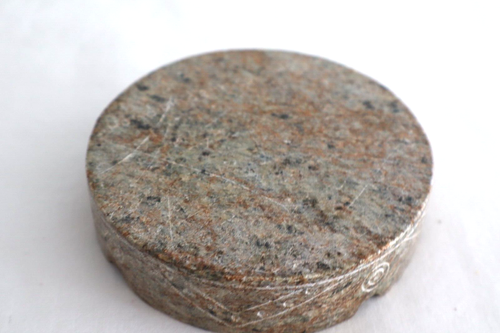 Cenicero vintage de piedra tallada en mármol pesado 4" marcado hecho a mano en Columbia - Imagen 2 de 4