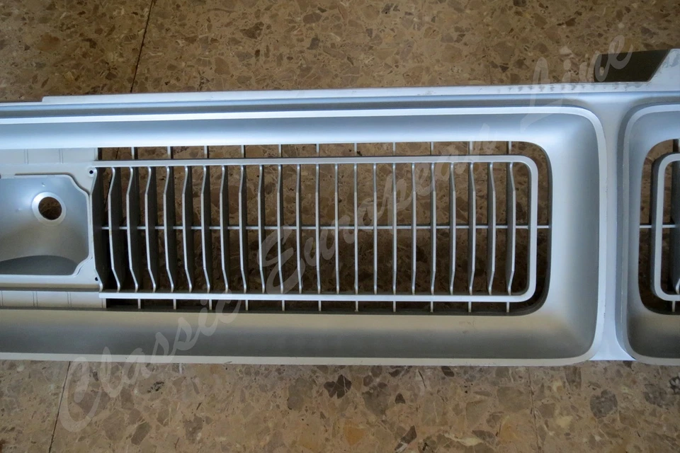 Dodge Dart 1970 1971 parrilla delantera. Mopar original 2949548 / 3573667. OEM, NOS. Foto 3 de 4