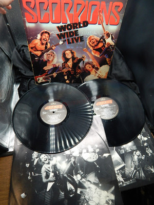 SCORPIONS WORLD WIDE LIVE 2 LP ALBUM 1985 MERCURY LABEL RECORD VINYL