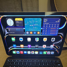 Apple iPad Pro 11in 256GB Wi Fi Silver 8GB RAM