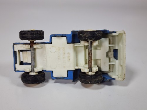 Vintage 1970 Tootsietoy Cab Semi Tractor 3.5" Diecast Scale Model Blue - Picture 9 of 9
