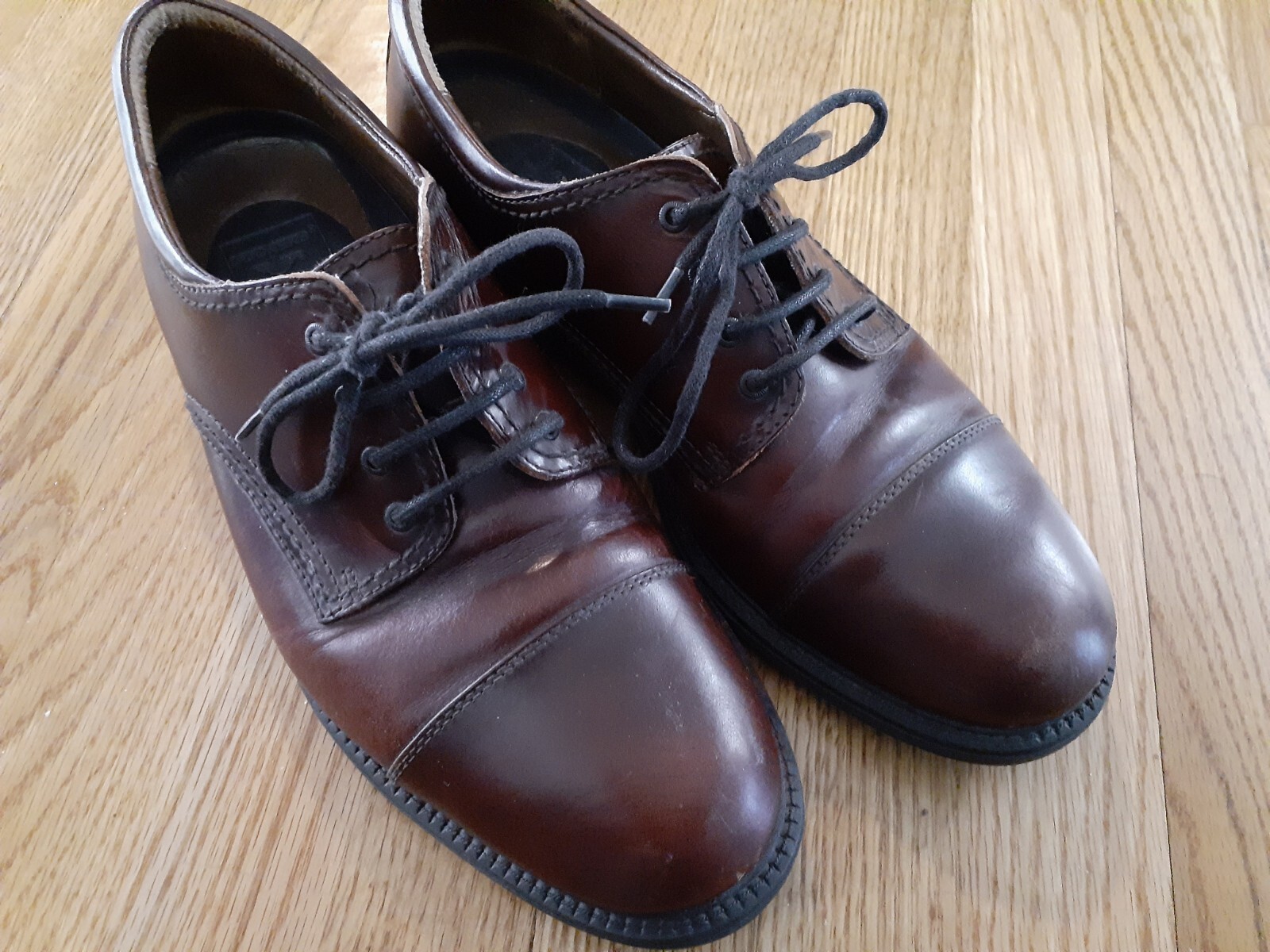 SAOLA Scarpe stringate Oxford marroni Dockers Gordon 090 2219 da uomo taglia 10 5 M in pelle