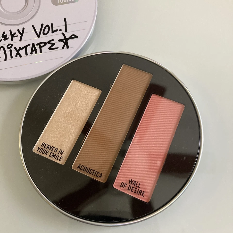 New MAC Jeremy Scott Collection X 3 CD-JS Cheek Authentic & Limited Edition - Image 3 of 4