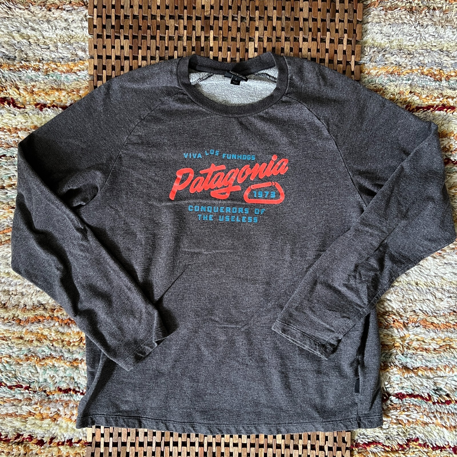 Patagonia Viva Los Funhogs Crew Neck Long Sleeve Sweatshirt Grey Men's Large L