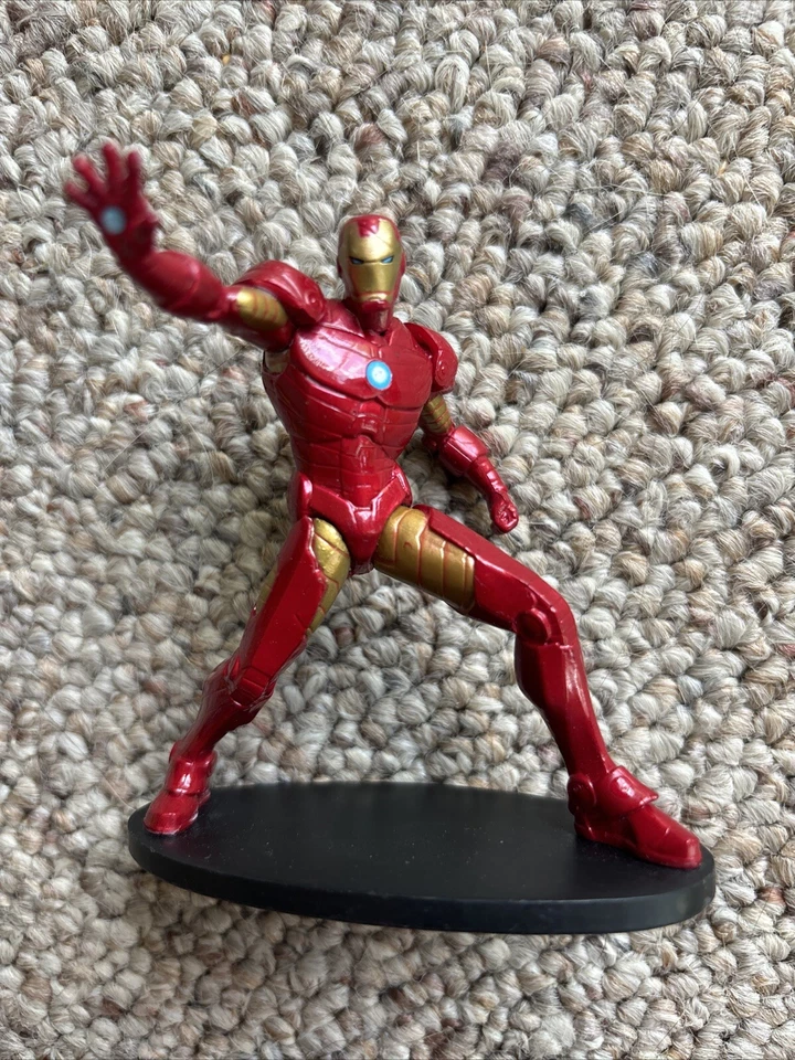 Disney Store Marvel Vengadores Conjunto de Figuras PVC Figuras Juguete Pasteles Toppers Lote de 8 Foto 4 de 4